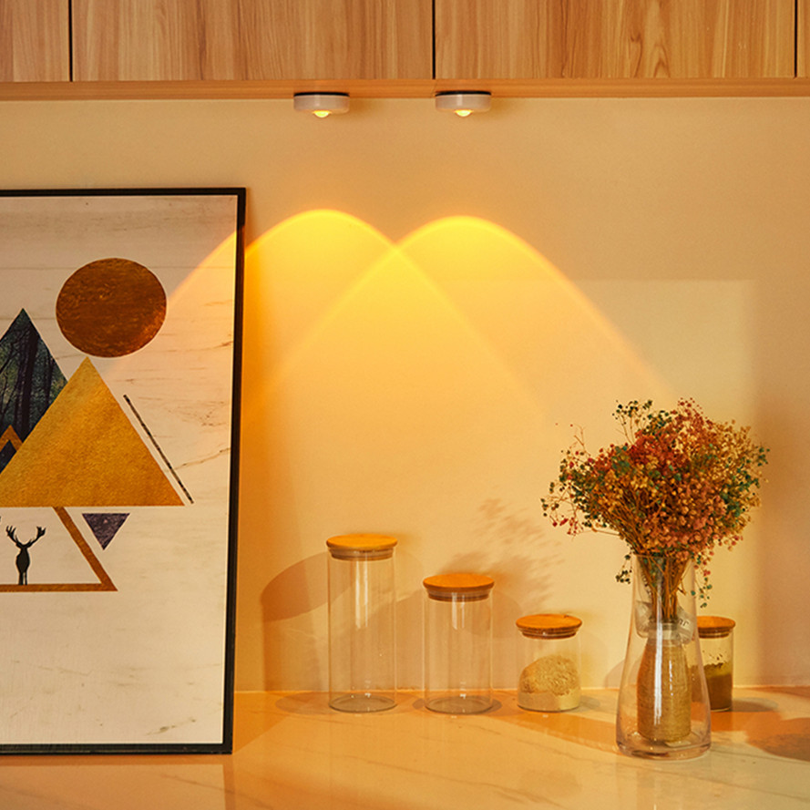 Dokunma LED Dolap Işıkları Pil Powered Stick Duvar Gün batımı Lambası Mutfak Yatak Odası Dolap Dolabı Gece Işık Dekorasyonu